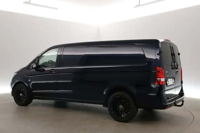 Mercedes-Benz Vito (2021) thumbnail 4