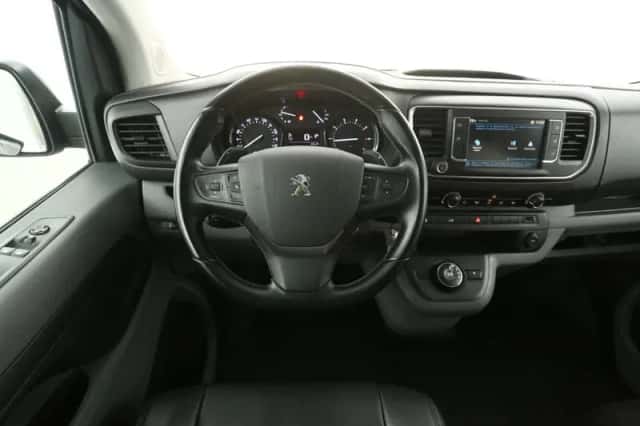 Peugeot Expert (2022) thumbnail 2