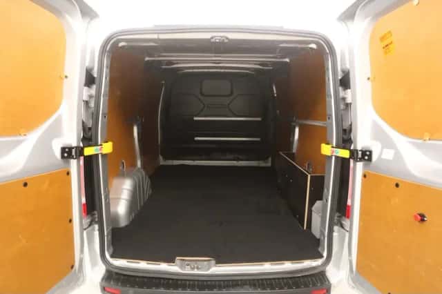Ford Transit Custom (2022) thumbnail 3