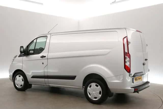 Ford Transit Custom (2022) thumbnail 4
