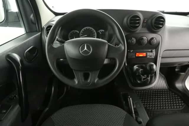 Mercedes-Benz Citan (2021) thumbnail 2