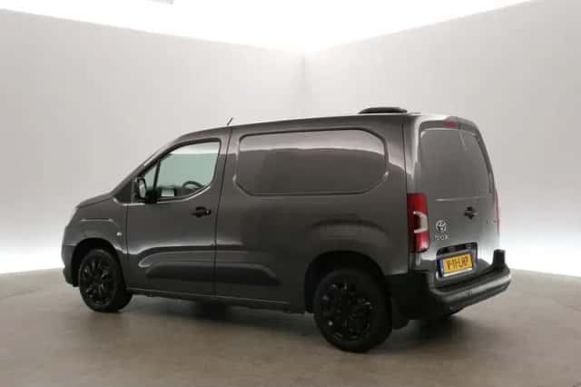 Toyota ProAce City (2021) thumbnail 4