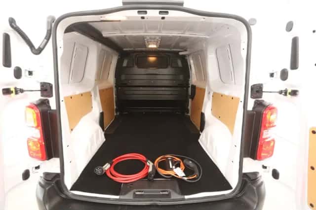 Toyota ProAce Electric Worker (2024) thumbnail 3