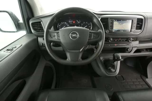 Opel Vivaro (2020) thumbnail 2