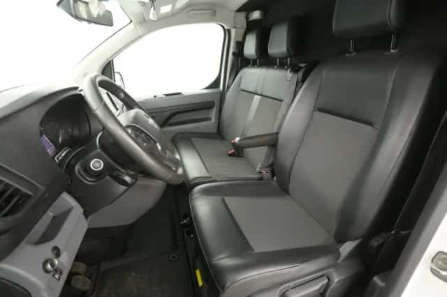 Opel Vivaro (2020) thumbnail 3