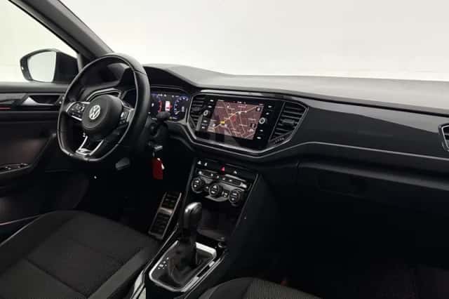 Volkswagen T-Roc (2020) thumbnail 4
