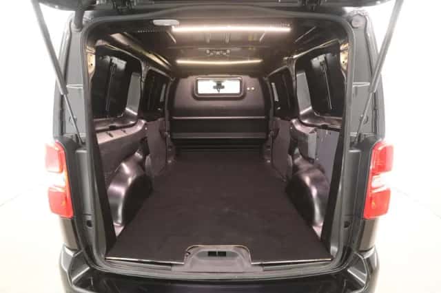 Toyota ProAce (2021) thumbnail 3