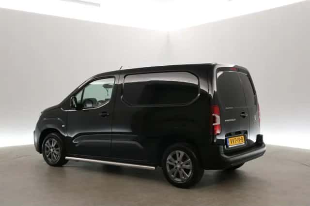Peugeot Partner (2023) thumbnail 4