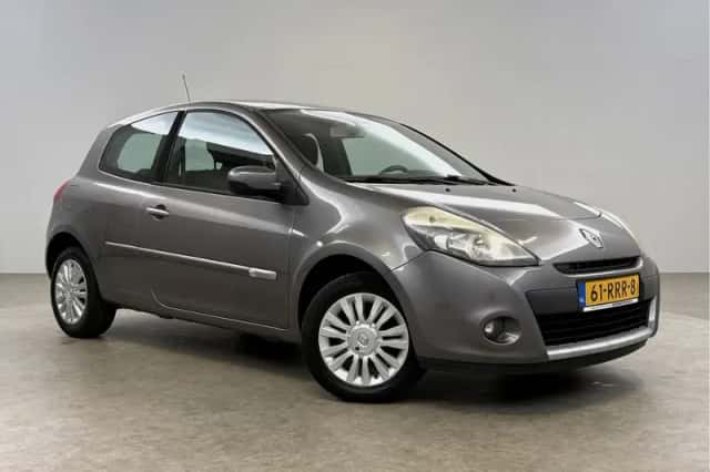 Renault Clio (2011) thumbnail 6