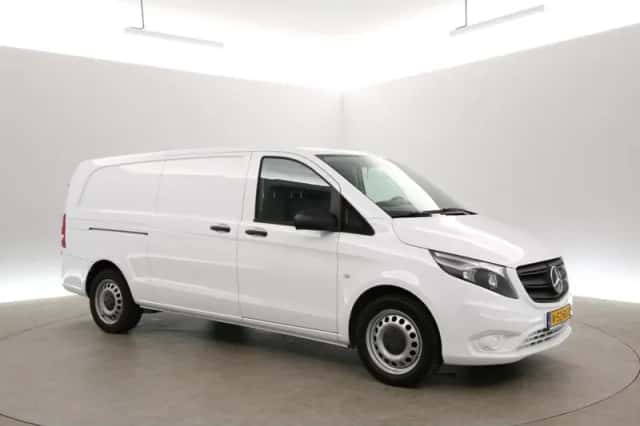 Mercedes-Benz Vito (2022) thumbnail 6