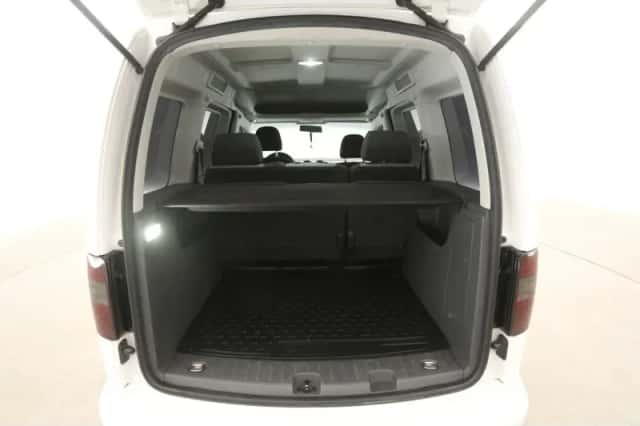 Volkswagen Caddy (2011) thumbnail 3
