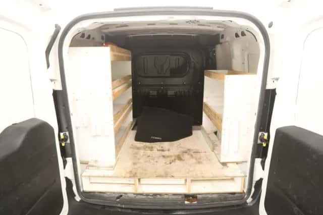 Opel Combo (2015) thumbnail 3