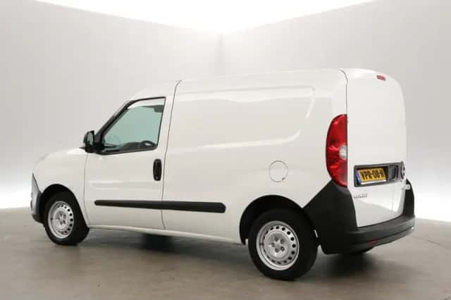 Opel Combo (2015) thumbnail 4