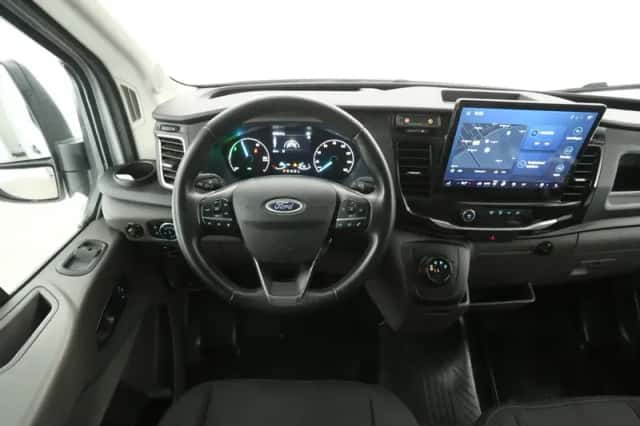 Ford E-Transit (2022) thumbnail 2