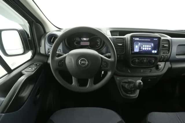 Opel Vivaro (2019) thumbnail 2