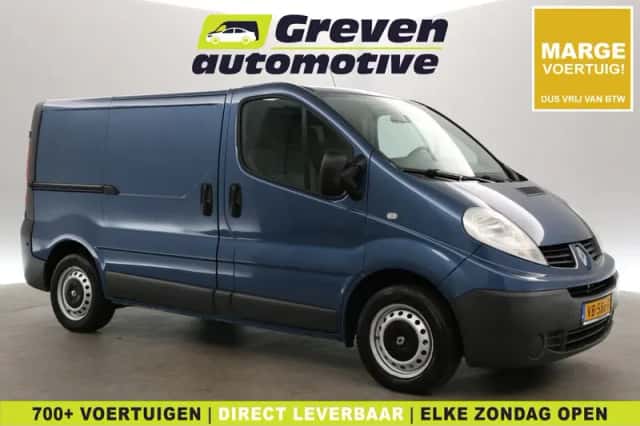 Renault Trafic (2013) thumbnail 1