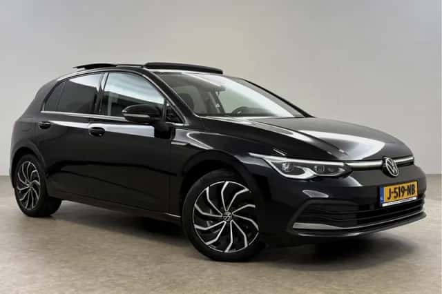 Volkswagen e-Golf (2020) thumbnail 6