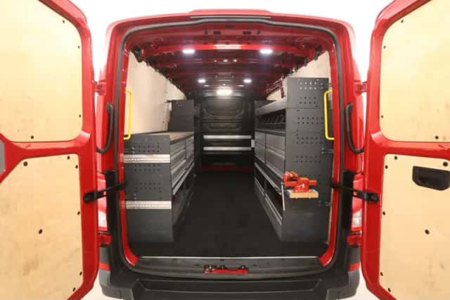Volkswagen Crafter (2022) thumbnail 3
