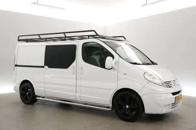 Renault Trafic (2012) thumbnail 5