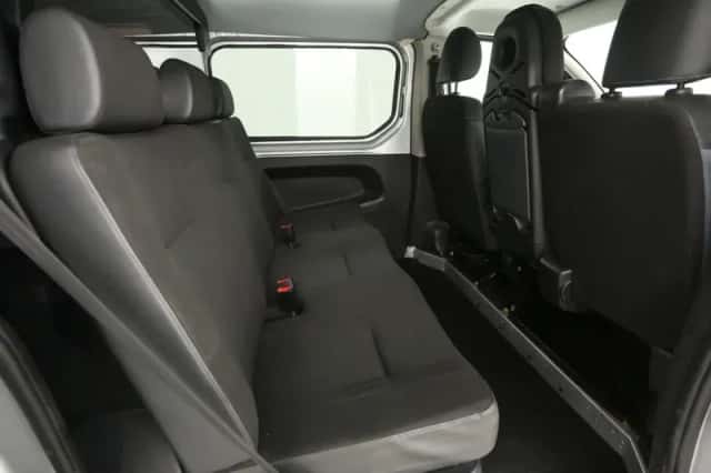 Renault Trafic (2017) thumbnail 3