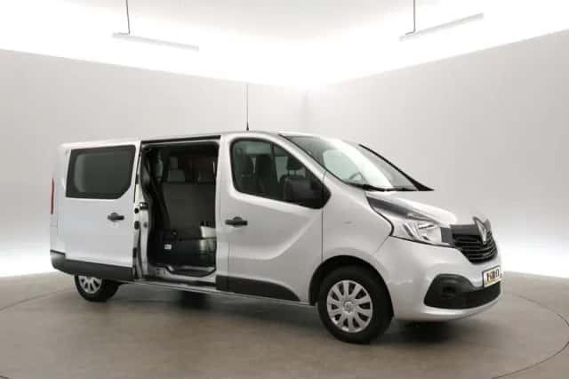 Renault Trafic (2017) thumbnail 6