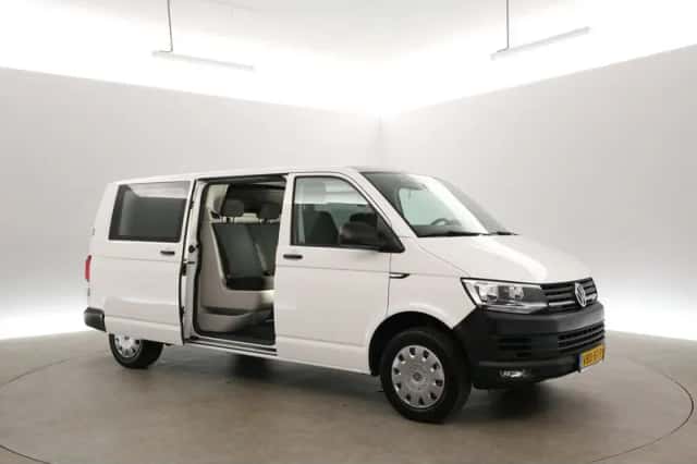 Volkswagen Transporter (2019) thumbnail 6