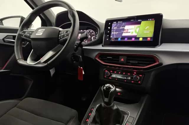 SEAT Ibiza (2021) thumbnail 4