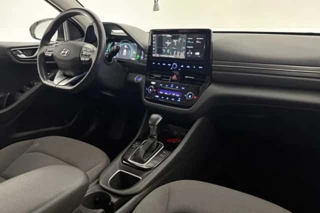 Hyundai Ioniq (2020) thumbnail 4