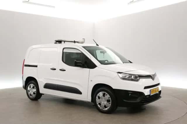 Toyota ProAce City (2020) thumbnail 6