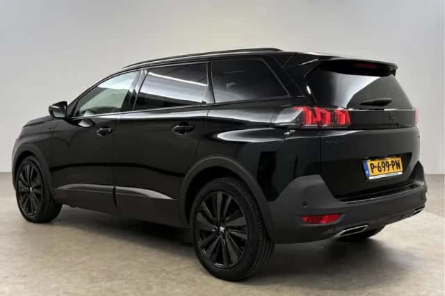 Peugeot 5008 (2022) thumbnail 3