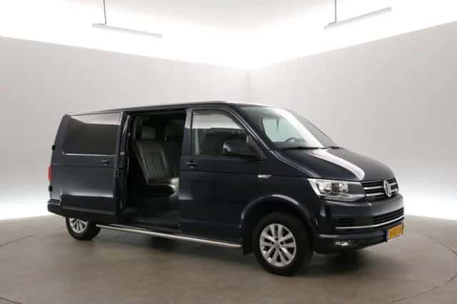 Volkswagen Transporter (2017) thumbnail 6
