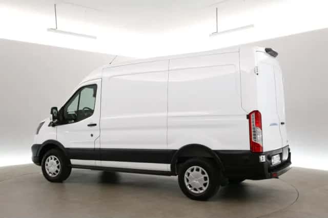 Ford E-Transit (2022) thumbnail 4