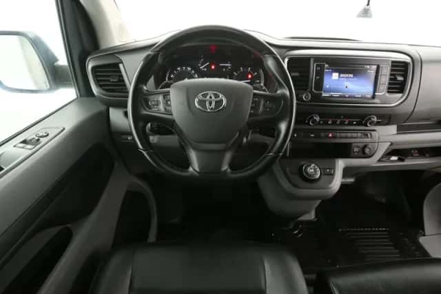 Toyota ProAce (2021) thumbnail 2