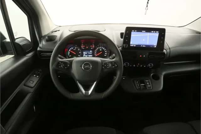Opel Combo-e (2023) thumbnail 2