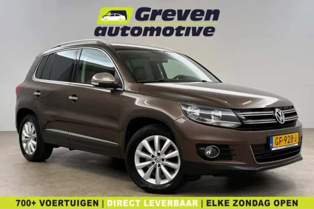 Volkswagen Tiguan (2015) thumbnail 1