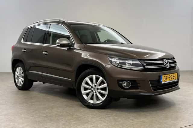 Volkswagen Tiguan (2015) thumbnail 5