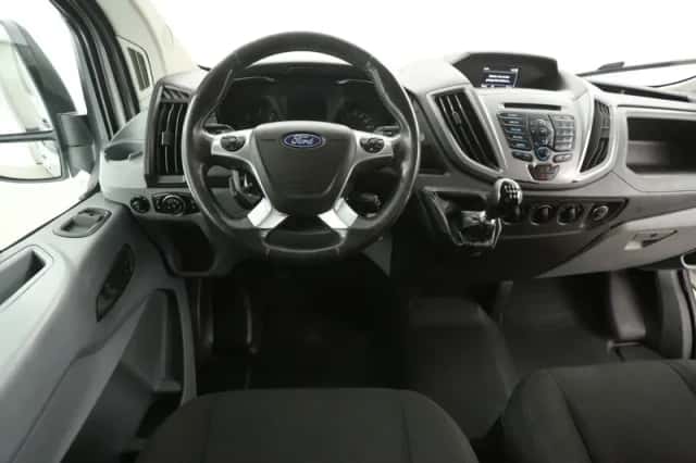 Ford Transit (2016) thumbnail 2