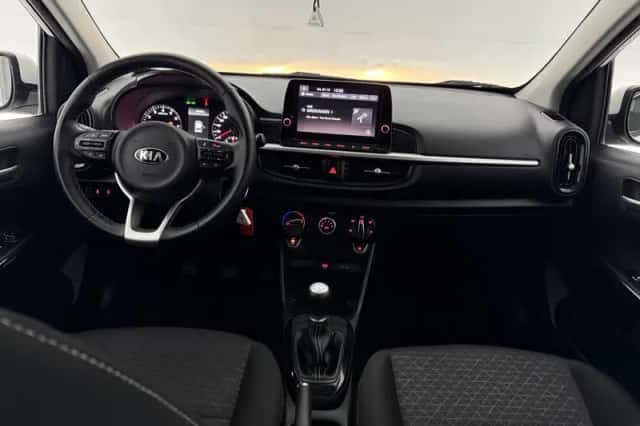 Kia Picanto (2021) thumbnail 2