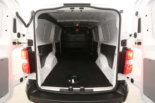 Opel Vivaro-e (2022) thumbnail 3