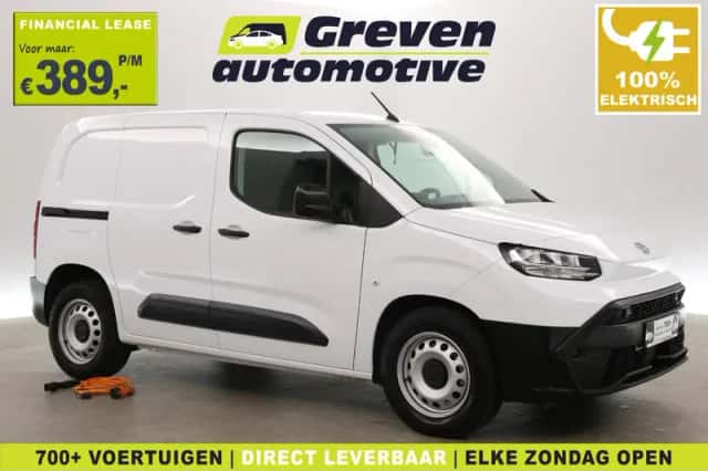Toyota ProAce City (2025) thumbnail 1