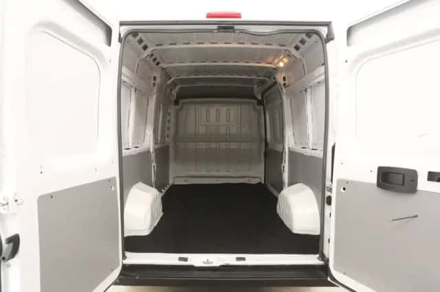 Peugeot Boxer (2024) thumbnail 3