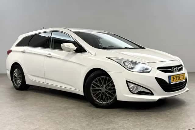 Hyundai i40 (2012) thumbnail 6