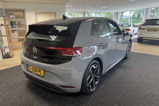 Volkswagen ID.3 (2021) thumbnail 2