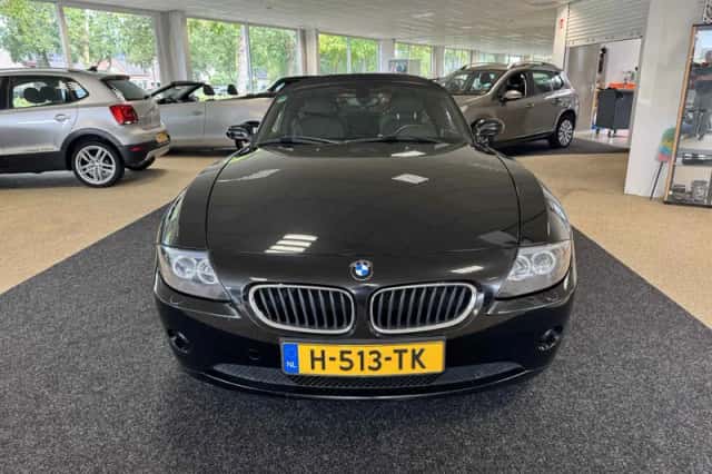 BMW Z4 (2005) thumbnail 4