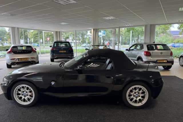 BMW Z4 (2005) thumbnail 6