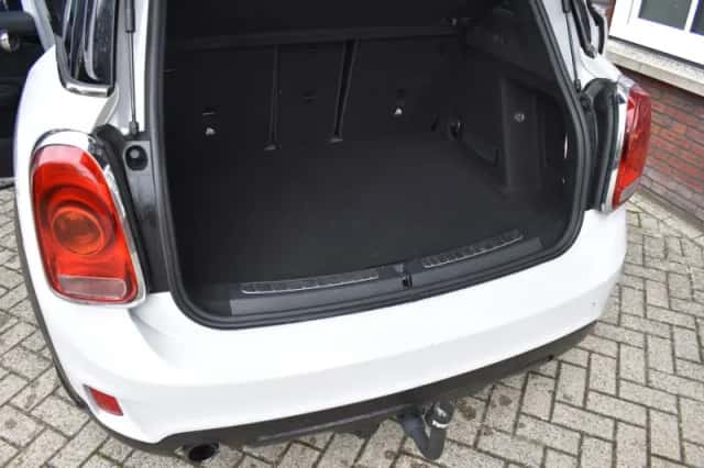 MINI Countryman (2017) thumbnail 5