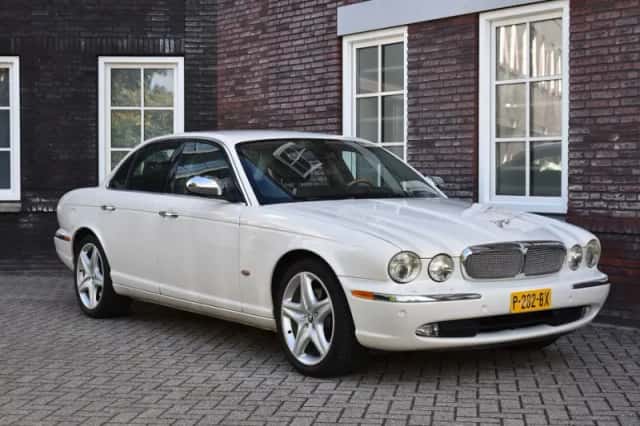Jaguar XJ (2006) thumbnail 1