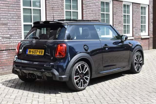 MINI Cooper (2022) thumbnail 6