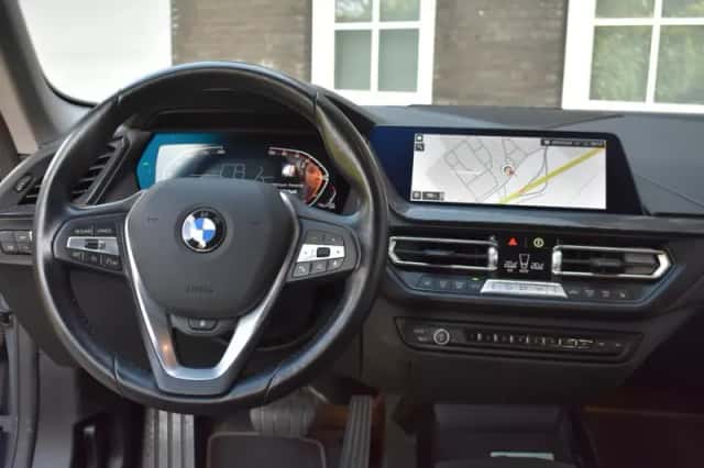 BMW 2-Serie (2024) thumbnail 2