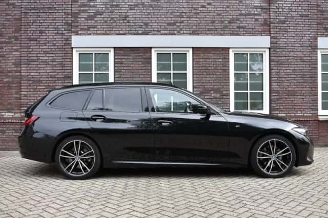 BMW 3-Serie (2024) thumbnail 5